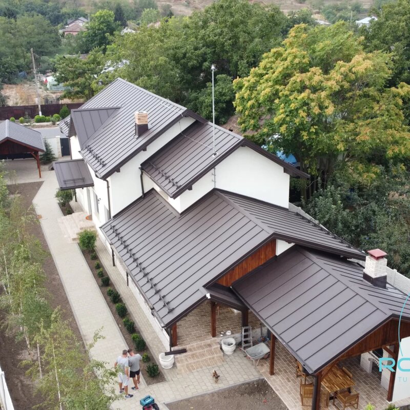 Roof Concept, solutii complete acoperisuri si garduri metalice